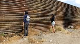 US: Border Walls Aplenty